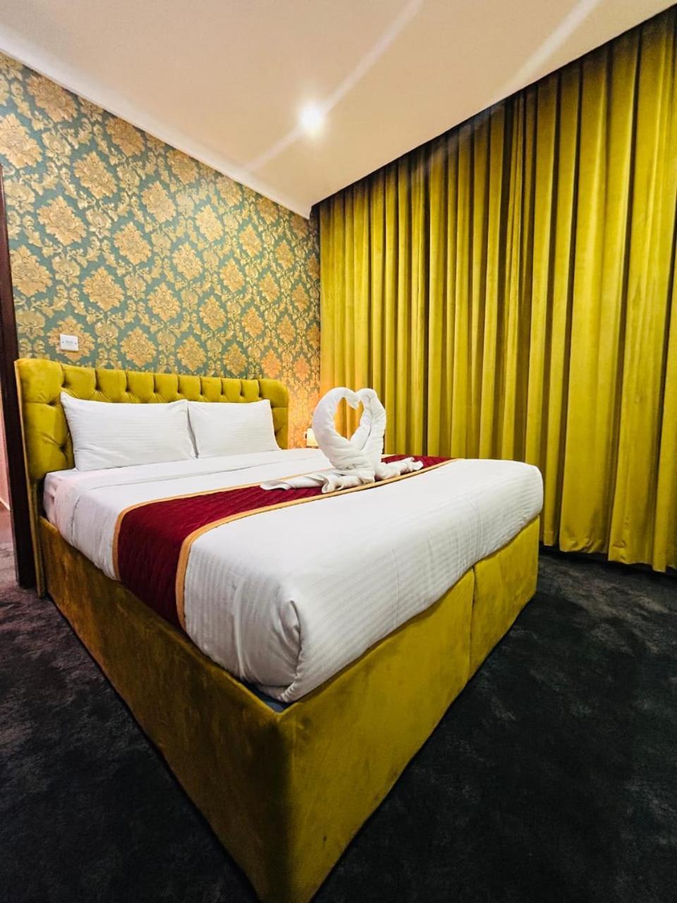 De Iris Regency Fahaheel Apartment Kuwait City Luaran gambar
