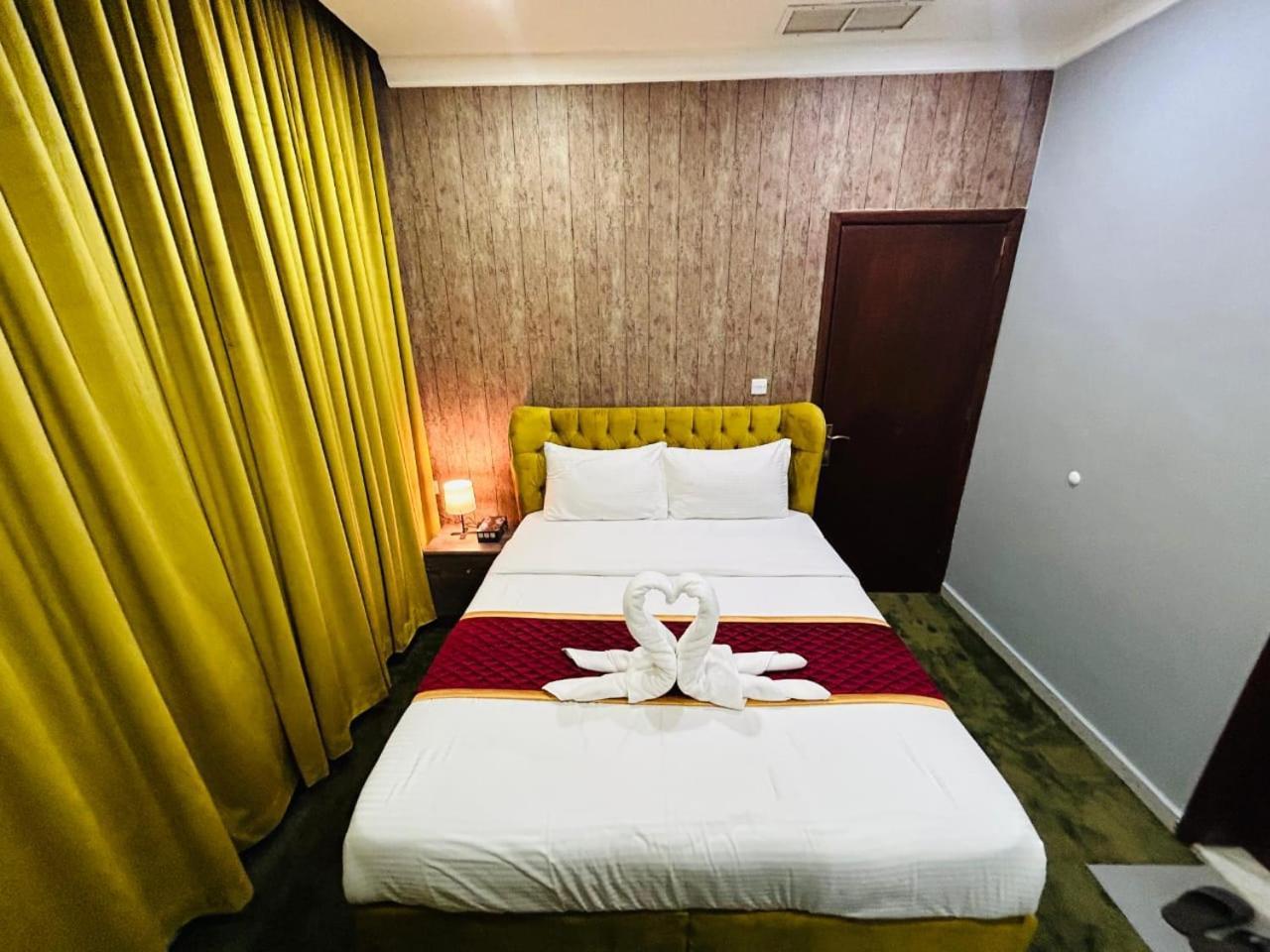 De Iris Regency Fahaheel Apartment Kuwait City Luaran gambar