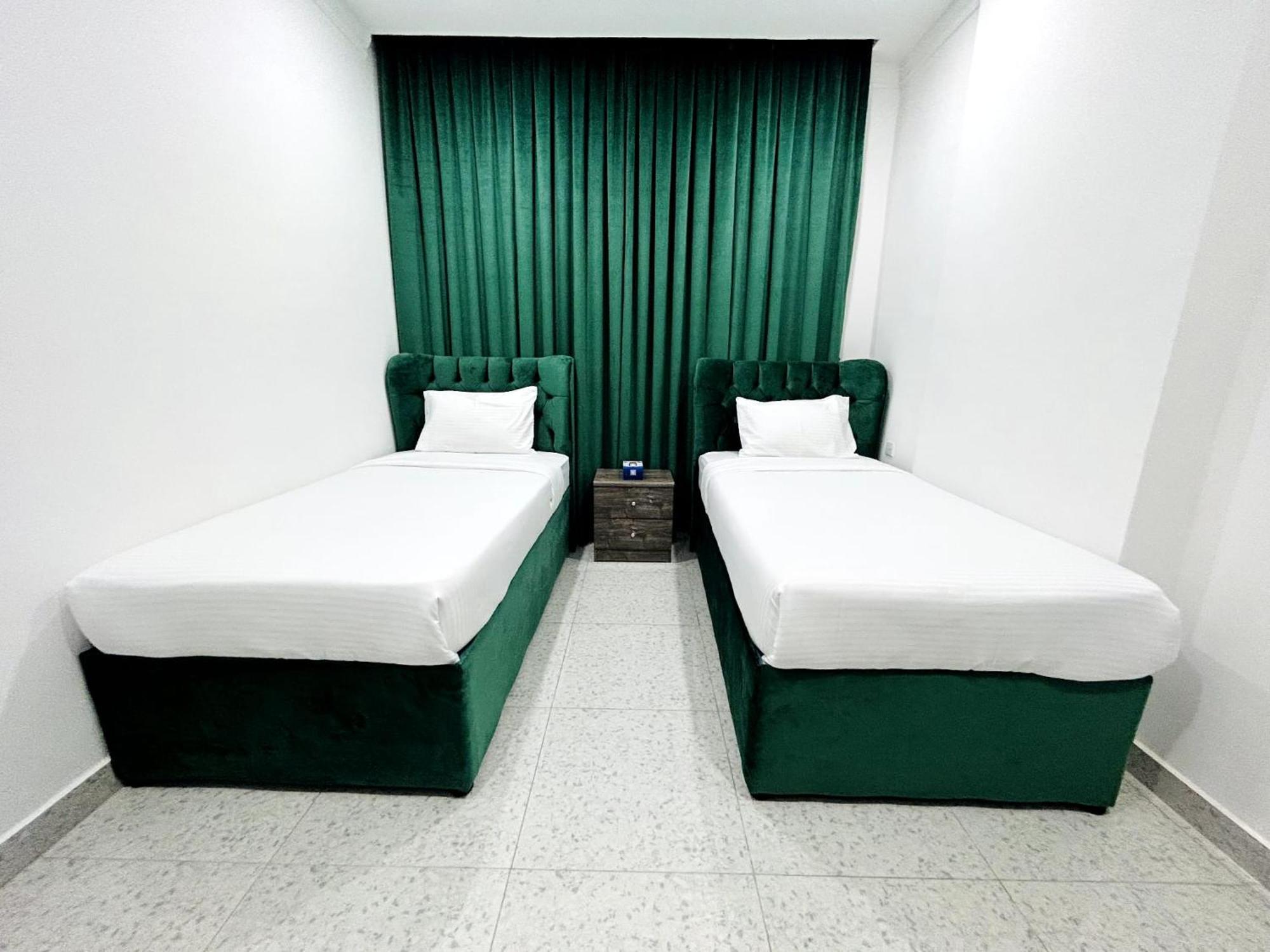 De Iris Regency Fahaheel Apartment Kuwait City Luaran gambar