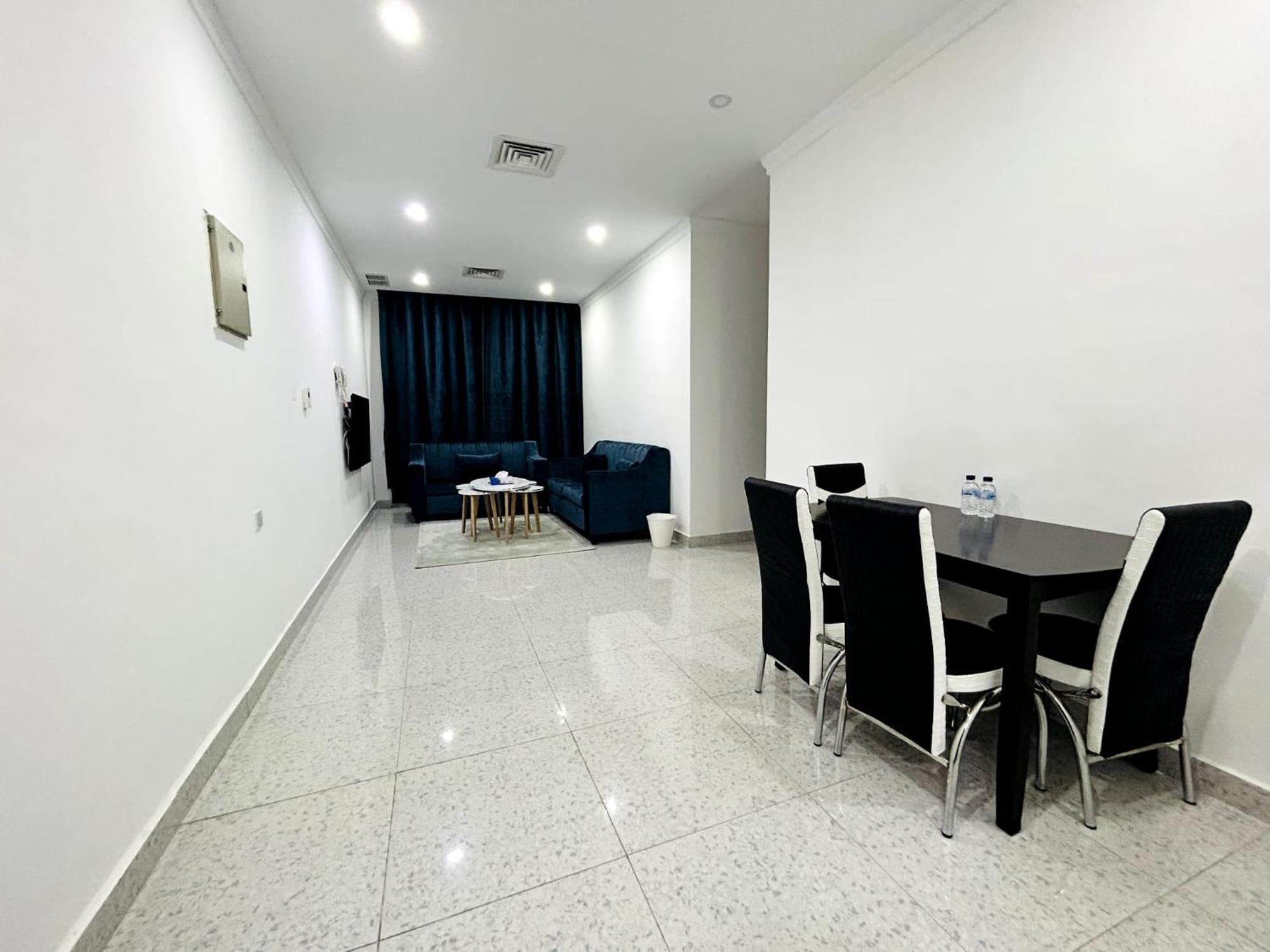De Iris Regency Fahaheel Apartment Kuwait City Luaran gambar